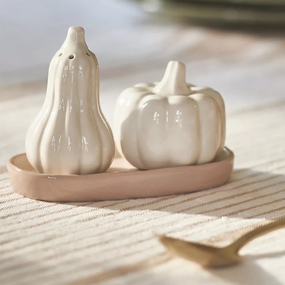 Anthropologie Other - NWT Anthropologie Cindy Pumpkin Salt & Pepper Shakers Glazed Stoneware